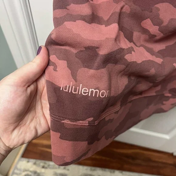 Lululemon Perfectly Oversized Crew - Sz 8 - Picture 6 of 6